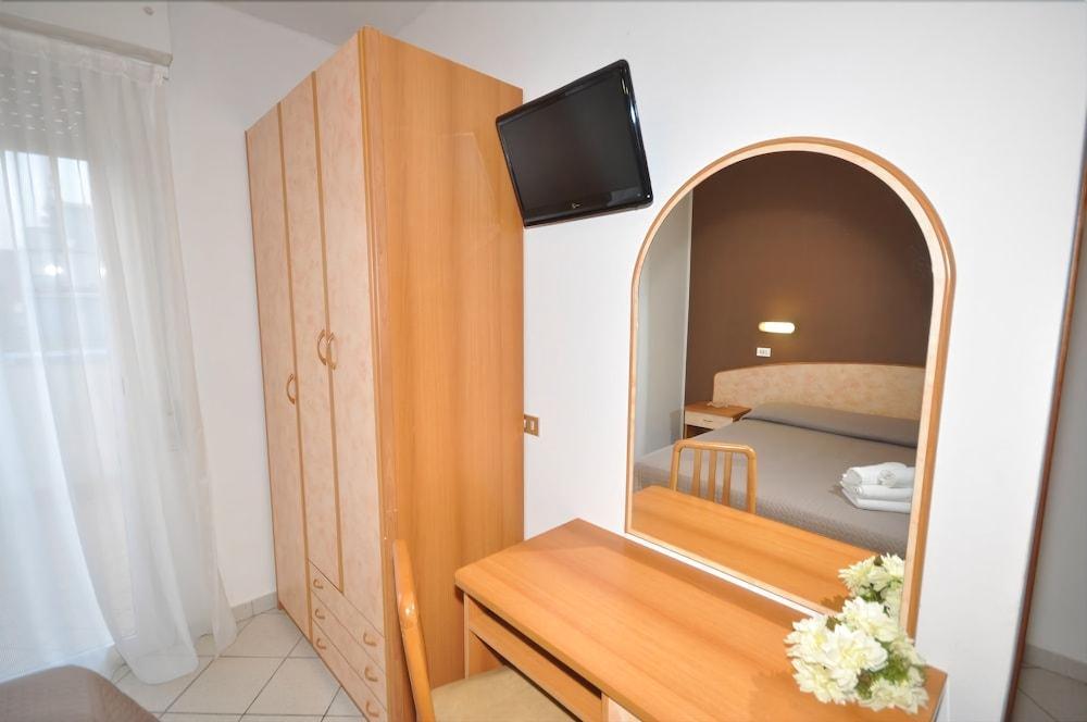 Hotel Adriatic&Beauty Rimini Esterno foto
