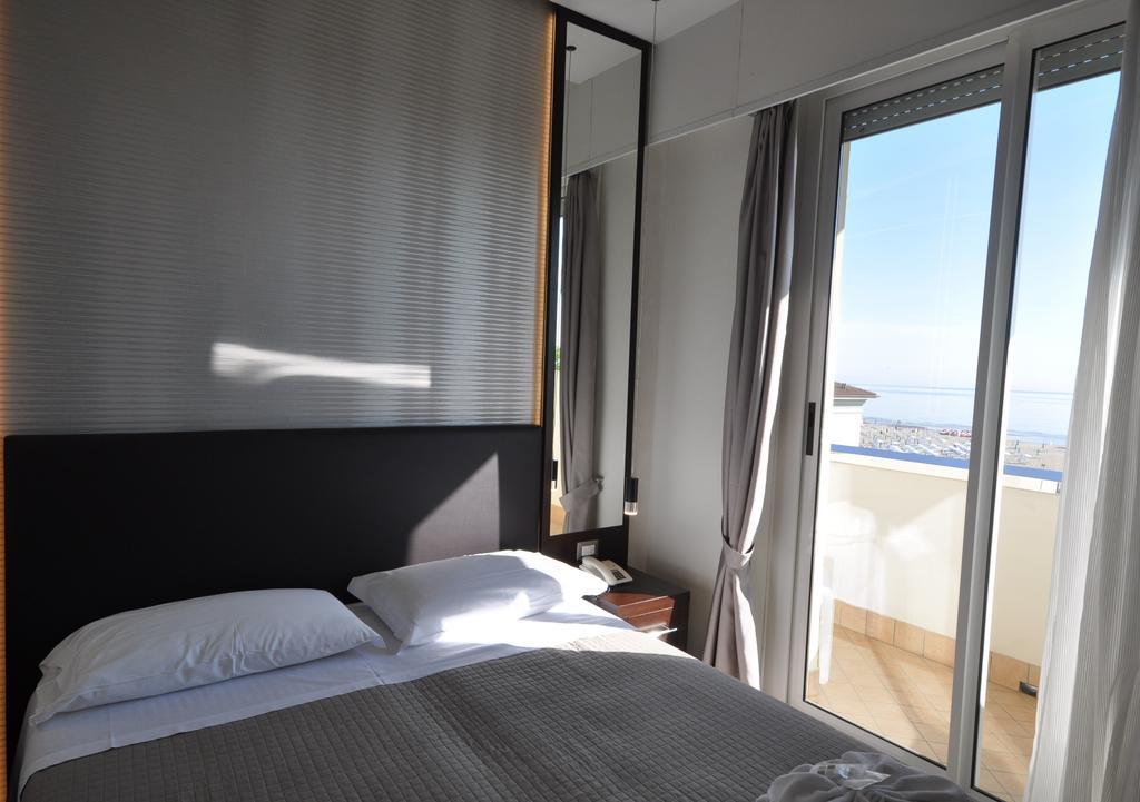 Hotel Adriatic&Beauty Rimini Esterno foto
