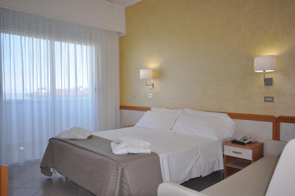 Hotel Adriatic&Beauty Rimini Esterno foto